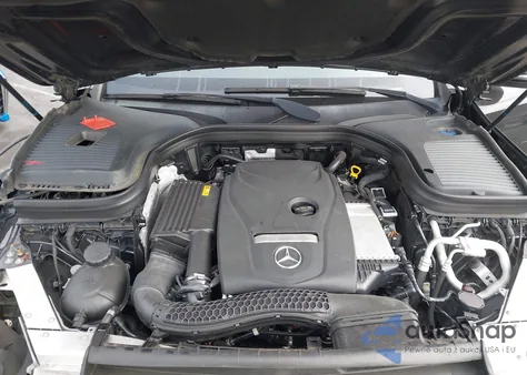 2019 Mercedes-Benz Glc 300 from USA, damaged, VIN WDC0G4JB3KF610665